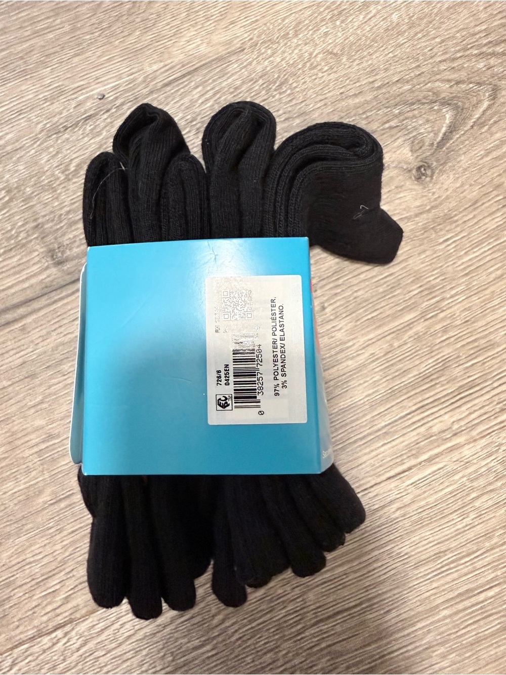 NWT Hanes Women’s Crew Socks Black Lightweight Cool Comfort - Picture 4 of 4